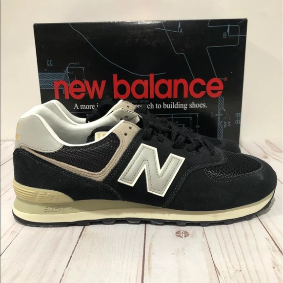 new balance retro black